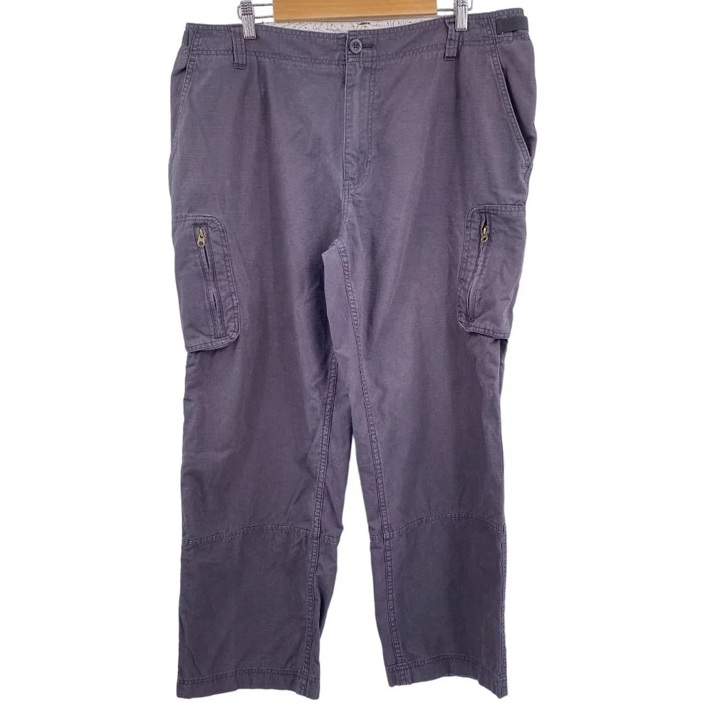 The North‎ Face mens grey cargo pants size 40 short combat hiking outdoors